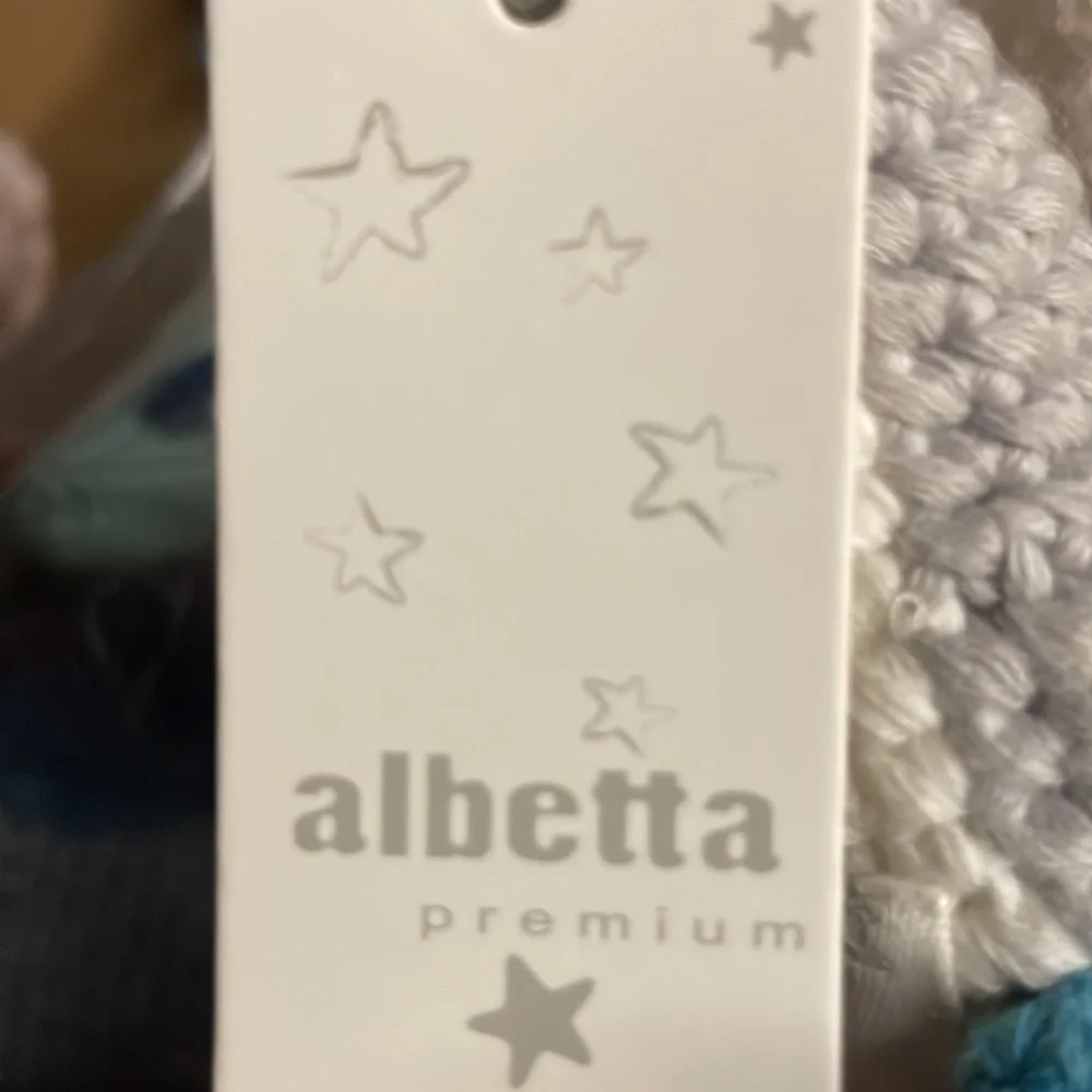 ALBETTA Premium Ltd CROCHET SHARK RATTLE